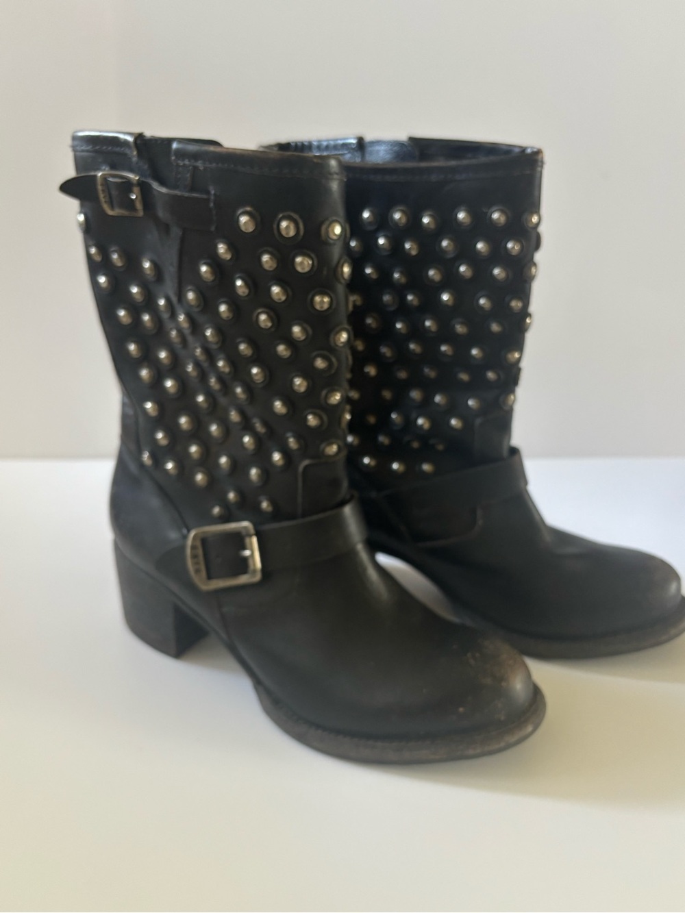 Fyre Women’s Black Leather Studded Mid-Ankle Boot Size 9 1/2B